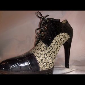 Authentic “GUESS” 4 inch High Heels. Very Nice
